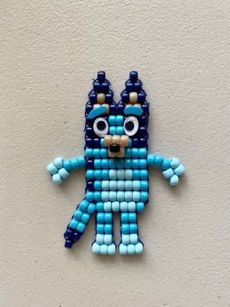 Blue Bead Pet Kit, Blue Dog, Beaded Blue Dog, - Etsy Lanyard Crafts, Pony Bead Animals, Bead Things, Beaded People, Safety Pin Crafts, Pony Bead Projects, Pony Bead Crafts, Beading For Kids, Minecraft Bedroom