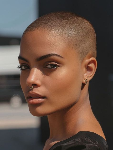 Ahort Hair Cuts, 40 Hairstyles, Best Haircuts For Women, Shaved Hair Women, Bald Head Women, Super Short Haircuts, Shaved Hair Cuts, Shaved Head Women, Short Hair Images