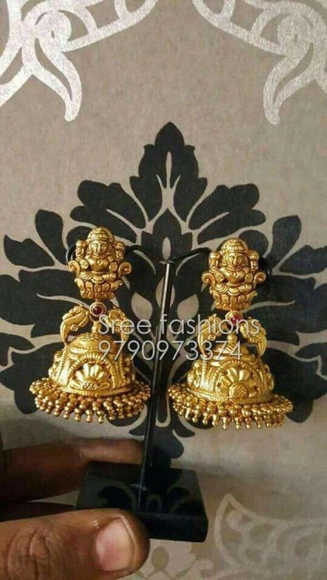 Stories • Instagram Nagas Jhumka, Temple Jewellery Jhumkas, Gold Jhumkas, Temple Jewellery Earrings, 22 Carat Gold Jewellery, Antique Gold Earrings, Earrings Pretty, Gold Jhumka Earrings, Govt Job