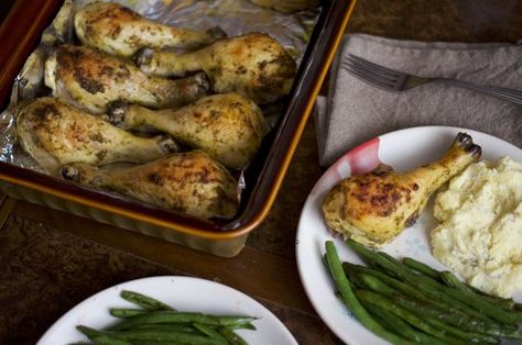 Pesto Roasted Chicken Legs | via Midwest Nice Blog Roasted Chicken Legs, Baked Pesto Chicken, Chicken Leg Recipes, Bruschetta Ingredients, Top Chicken Recipes, Chicken Quinoa, Cheap Dinners, Pesto Chicken, Chicken Legs