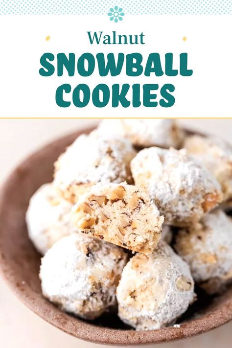 Russian Tea Cookies, Xmas Cookies Recipes, Chocolate Snowballs, Pecan Snowballs, Pecan Snowball Cookies, Snowball Cookie Recipe, Russian Tea Cake, Mexican Wedding Cookies, July Recipes