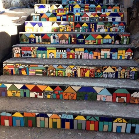 Painted Steps, Foto Scale, Mosaic Stairs, Mosaic Garden Art, Mosaic Stained, Mosaic Madness, Mosaic House, Mosaic Artwork, Mosaic Garden