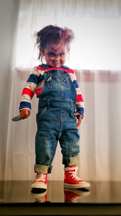 Chucky Costume For Toddler, Boys Chucky Costume, Scary Boy Costumes, Toddler Chucky Costume, Diy Chucky Costume, Chucky Outfit, Halloween Fancy Dress Kids, Chucky Halloween Costume, Family Themed Halloween Costumes