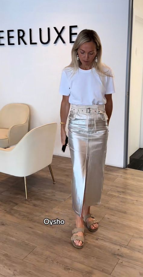 Zara Metallic Skirt, Metallic Denim Skirt Outfit, Metallic Midi Skirt Outfit, Silver Denim Skirt, Metallic Maxi Skirt Outfit, Silver Denim Skirt Outfit, Silver Midi Skirt Outfit, Long Silver Skirt Outfit, Silver Skirt Outfit Metallic