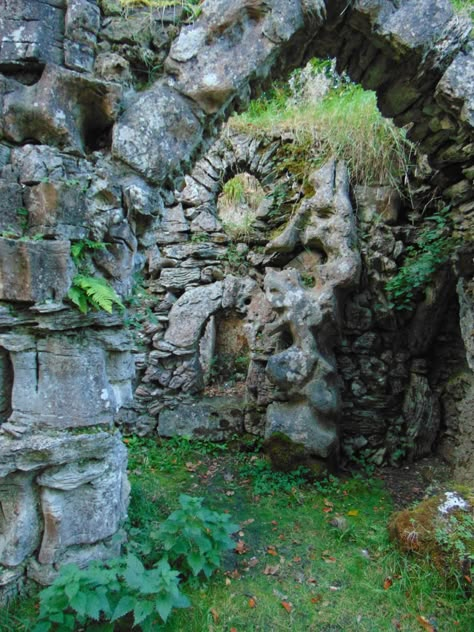 Ireland Aesthetic Irish Cottage, Cottage Ireland, Irish Aesthetic, Backpack Trip, Ireland Aesthetic, Ireland Cottage, The Otherworld, Ancient Ireland, Silver Knight