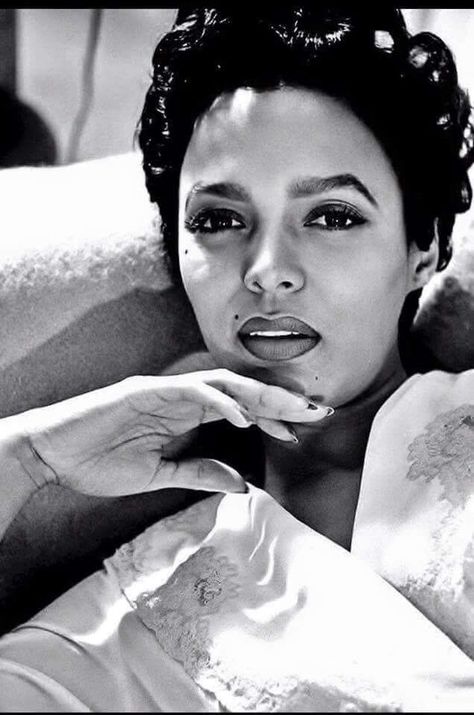 Legendary Dorothy Dandridge Dorothy Dandridge, White Photo, A Black, A Woman, Black Women, Hollywood, Black And White, Bed, White