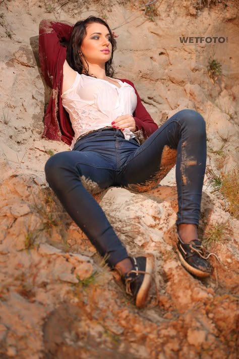 https://flic.kr/p/Arik5Y | Nice Girl in wet super skinny jeans | Another 105… Risky Pictures, Girl In Water, Blue Denim Pants, Tiktok Style, Curvy Women Jeans, Cut Jeans, Girls Jeans, Jeans Fit, Cool Girl