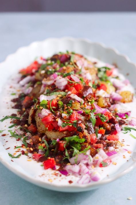 Kala Chana Chaat - Flour & Spice Best Vegetarian Dishes, Dahi Puri, Glow Ups, Samosa Chaat, Black Chickpeas, Tamarind Chutney, Chaat Recipe, Chaat Masala, Pakistani Food