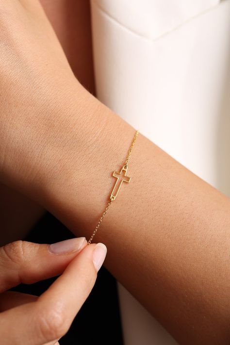 Sterling Silver Tiny Cross Bracelet, Cross Jewelry, Religious Bracelet, Tiny Cross Bracelet, Dainty Cross Jewelry, Christmas Gifts for Women CROSS BRACELET Women Cross Bracelet comes in Silver Cross Bracelet  which are no secret a trending religious bracelet jewelry that is a great and best gift for your loved ones for any occasion especially as Christmas Gifts. Cross Bracelets are completely on trend making it perfect gift for your wife, partner, friend or family member. Religious Gifts always Christian Jewelry For Women Bracelets, Cute Christian Jewelry, Christmas Wishlist Ideas Women, Cross Bracelets, Silver Cross Bracelet, Christian Accessories, Christian Bracelets, Preppy Jewelry, Tiny Cross