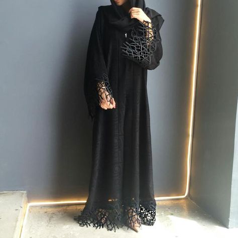 Elegant black in heavy poly Cotton with lace Sewing Abaya, Abaya Lace, Abaya Designs Dubai, Lace Abaya, Abaya Noir, Black Abaya Designs, Abaya Designs Latest, Abaya Fashion Dubai, Niqab Fashion