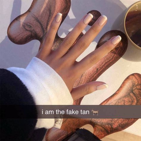 Fake Tan Hacks, Fake Tan Aesthetic, Fake Tan Face, Fake Tan Tips, Fake Tanning Routine, Cute Nails Black, Natural Fake Tan, Tan Faster, Gel Nail Art Ideas