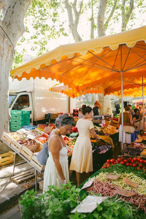 Market Day, Provence - The Londoner Outdoor Event Ideas, Activities For All Ages, Market Day, Market Garden, The Friday, Fruit Stands, French Market, Outdoor Market, Fresh Fish