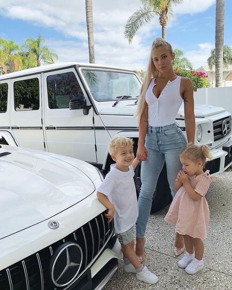 Tammy Hembrow, Future Mommy, Moms Goals, Mommy Goals, Dream Family, Rich Girl Lifestyle, Future Mom, Future Lifestyle, Stylish Baby