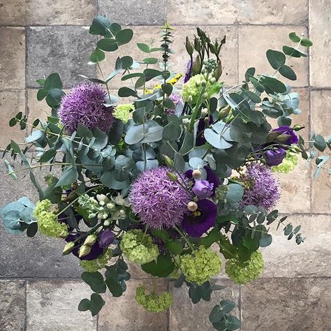 Allium Bouquet, Green Bouquet, Purple Bouquet, Hand Tied Bouquet, Luxury Flowers, Flower Decor, Green Flowers, Wedding Bouquet, Frogs