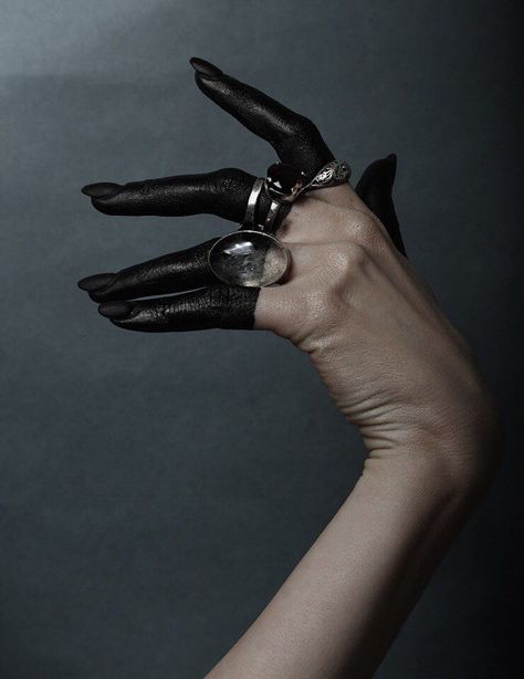 Hand Holding Crystal, Hand Photoshoot, Black Fingers, Hand Makeup, Jewellery Photography Inspiration, Creepy Halloween Makeup, Hand Photography, Branding Photoshoot Inspiration, Alternative Jewelry