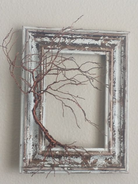 Twig Art Diy Tree Branches Boho, Tree Branch Decor Diy, Tree Branch Wall Art, Tree Branch Wall Decor, Twig Crafts, Driftwood Frame, Tree Branch Decor, Tree Branch Wall, Twig Art