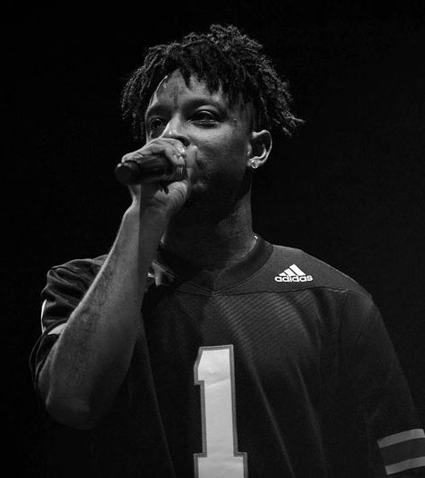 21 Savage Playlist Cover, Rapper Pfp 21 Savage, 21 Savage Aesthetic Black And White, 21 Savage Profile Pic, 21 Savage Widget, Pfp 21 Savage, 21 Savage Wallpapers Black, Savage Profile Pictures, 21 Savage Black And White