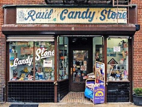 Bodega Store Front, Ig Followers, Japanese Grocery, Shop Facade, Italian Street, Shop Doors, Shop Fronts, Record Shop, Community Center