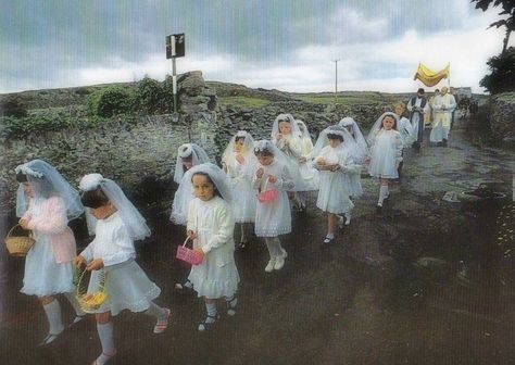 First Communion Irish girls.. Catholic Guilt, Folk Punk, Childhood Pics, Cultural Appreciation, Ireland Aesthetic, Aran Islands, Irish Catholic, Holy Communion Dresses, Celtic Culture