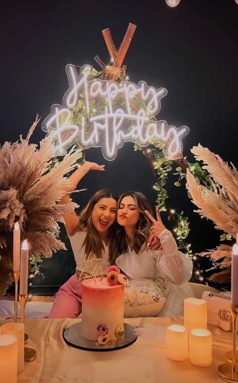 Cute Birthday Poses With Friends, Bday Poses With Friends, Fake Dp, Nagma Mirajkar, Happy Birthday 19, Birthday Dp, Birthday To Me Quotes, Birthday Dpz, Happy Birthday To Me Quotes