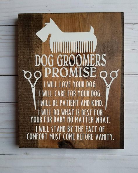 Dog Grooming Salon Decor, Dog Services, Pet Grooming Shop, Mobile Grooming, Grooming Salons, Dogs House, Pet Grooming Business, Dog Groomer Gifts, Vet Hospital