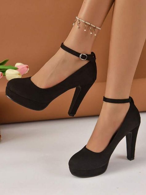 Formal Female Shoes, Black Heels Formal, Grad Heels, Black Heels Classy, Black Prom Shoes, Prom Shoes Black, Simple Black Heels, Heels Closed Toe, Cute Black Heels