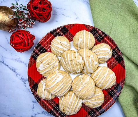 Eggnog Cookies with Spiced Rum Glaze - Cook What You Love Rum Cookies, Egg Nog Cookies Recipe, Classic Christmas Cookies, Italian Ricotta Cookies, Eggnog Cookies, Ricotta Cookies, Fall Desserts Easy, Frozen Cookies, Favorite Cookie Recipe