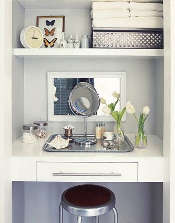 DIY project - how to turn an alcove or cupboard into a fitted dressing table and storage space. Dream Closet Ideas, Vanity Nook, Bedroom Alcove, Diy Makeup Organizer, Closet Vanity, Closet Remodel, Dream Closets, Small Closet, Makeup Table