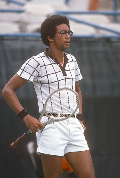 Arthur Ashe Photos and Premium High Res Pictures 70s Tennis Outfit Men, Tennis Outfit Men Vintage, Tennis Sport Outfit Man, Men’s Tennis Outfit, Tennis Outfits Men, Tennis Outfit Mens, Vintage Tennis Outfit, 80s Sports Fashion, Tennis Field