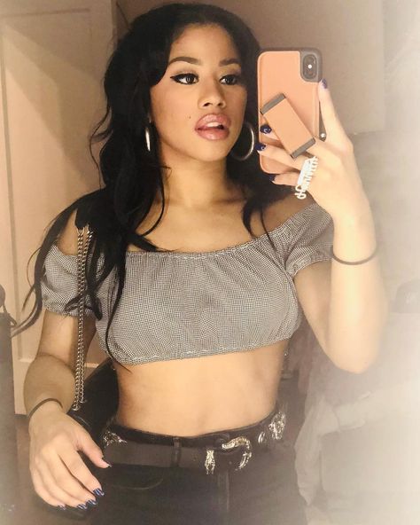 Hennessy Carolina, Skin Tips, Crop Tops, Skin, Women's Top, Beauty, Black