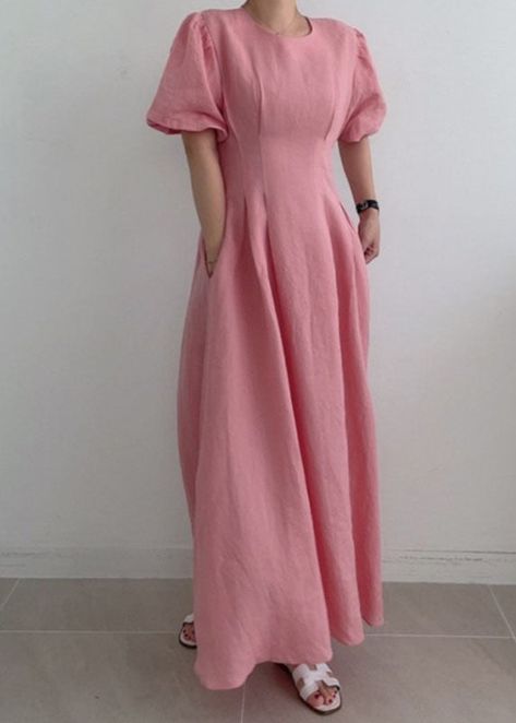 Modern Rose Cinched Wrinkled Linen Long Dress Puff SleeveFabric: LinenSize & Fit: Fit: This garment fits true to size.Length: Size S measures 47.19"from shoulder to hemBust: Great for any cup size. Waist: Loose Fit. Comfortable room throughout midsection.Hip: Loose Fit - room for hips. Hand Wash Cold. Linen Long Dress, Dress Puff Sleeve, Long Linen Dress, Modest Dresses Casual, Elegant Dresses Classy, Stylish Women Fashion, Elegant Maxi Dress, Long Dress Casual, Comfortable Room