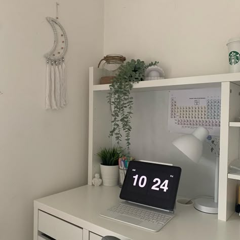 Ikea Micke Desk Organization, Micke Desk Vanity, Ikea Desk Micke, Micke Desk Ikea Ideas, Micke Ikea Desk, Ikea Study Table, Ikea Study, Ikea White Desk, Ikea Micke Desk