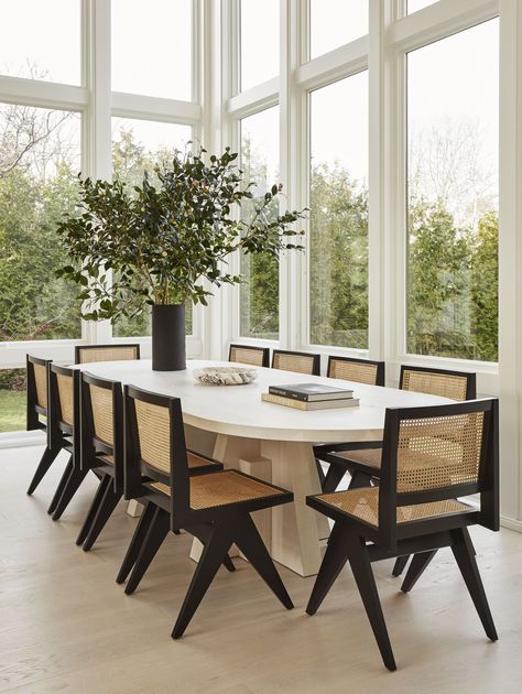 Tamara Magel, White Oak Dining Table, Cane Dining Chairs, Dinning Room Design, Dining Room Ideas, Dining Room Interiors, Large Dining Room, Luxury Dining, Dining Room Inspiration