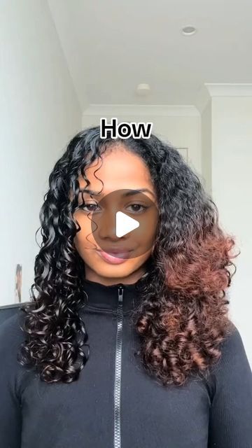 Ovegàn Curls on Instagram: "Beginner guide to juicy, defined curls 🫧 🌱 Products used: Curl Smoothie (thick) & Curl Styling Gel  . . . #curlyhair #curls #culyhairstyles #curly #curlygirlmethod #curlynaturalhair #curlsfordays #curlygirls #curlygirl #curlyhairdontcare #curlbox #curlycommunity #curlybeauties #curlyhairstyle #curlcrush #curlscurlscurls #curlsundestood #curlyhaircare #curlynatural #curlyhairproblems #curlycommunity #curlcurl #curlybarbie #curlybliss #curlsnstyle #curldefinition #curlyhairtutorial #curlyhairtransformation #beautifulcurlyhair #curlyhairmethod" Dark Naturally Curly Hair, How To Get Soft Curly Hair, What Order To Apply Curly Hair Products, How To Get More Defined Curls, How To Do Natural Curls, Brush Coiling Curly Hair, Natural Curly Hair Tips, Define Curls Natural Hair, How To Define Curls Natural Hair