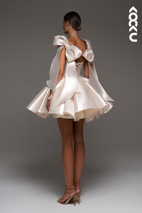 Short Bow Dress, Cute Short Dresses For Prom, Pretty Party Outfits, Dresses With Big Bows, Dress With Bow In The Back, Bow Dresses Women, Dress With Bow On Back, Puffy Mini Dress, Back Of A Dress