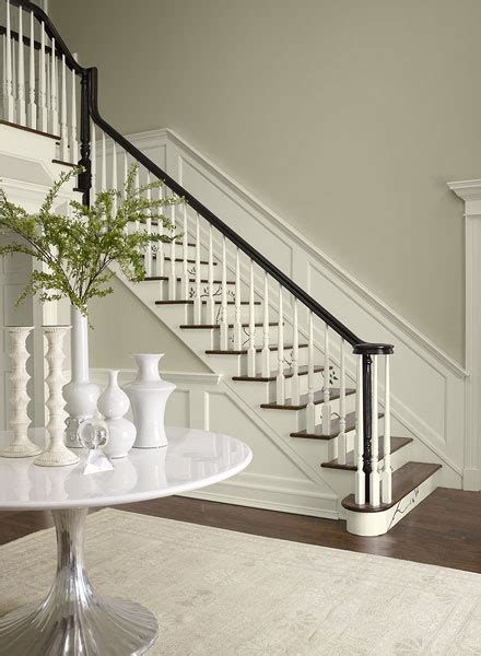 Best 5 Stairs Color Paint #stairs #stairsdesign #design #ideas Clay Beige Benjamin Moore, Benjamin Moore Navajo White, Neutral Paint Colors Benjamin Moore, Hallway Paint, Benjamin Moore Gray, Best White Paint, Stair Case, Painted Stairs, Neutral Paint Colors