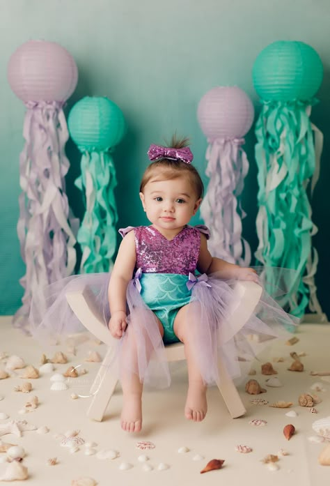 Mermaid Theme Photoshoot Baby, Mermaid Birthday Party Pink, Mermaid Theme Photoshoot, Mermaid Cake Smash, Mermaid Birthday Party Decorations, Mermaid Theme Birthday Party, Ariel Birthday, 1st Birthday Photoshoot, Mermaid Photos