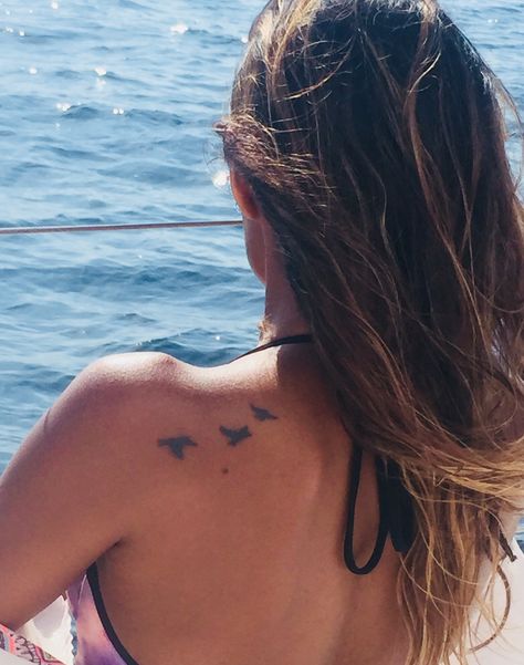 Bird Tattoos Collar Bone, Birds On Shoulder Tattoo, Shoulder Bird Tattoo, Birds On Collarbone Tattoo, Sparrow Back Tattoo, Flock Of Birds Tattoo, Sparrow Tattoo Placement, Flying Bird Tattoo Collarbone, 3 Birds Tattoo