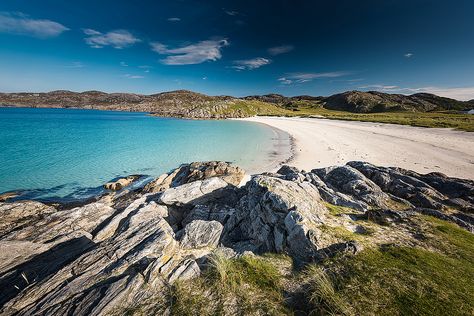 Achmelvich Beach | by roseysnapper Scotland In October, Coastal Photos, Nc500 Scotland, Achmelvich Beach, Lovely Scenery, Scottish Beach, Beautiful Scotland, Scotland Vacation, Scottish Mountains