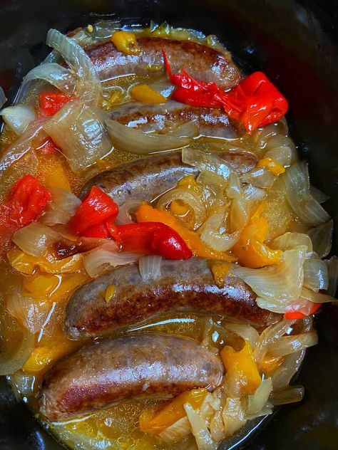 Crockpot Italian Sausages and Peppers - Easy Keto and Gluten Free Meal Sausage Pepper And Onions Crockpot, Crockpot Sausage And Peppers, Sausages And Peppers, Crockpot Dinner Ideas, Crockpot Italian Sausage, Sausage And Peppers Crockpot, Sausage Crockpot Recipes, Italian Crockpot Recipes, Sausage And Peppers Sandwich