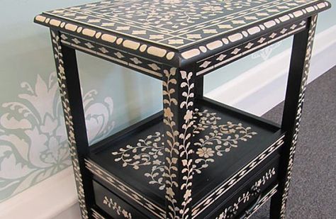 How-to Stencil Furniture to look like Indian Inlay! Furniture Stencils Ideas, Stencils Ideas, Furniture Stencils, Revamp Furniture, Bone Inlay Furniture, Inlay Furniture, Stencil Furniture, Painting Furniture Diy, Hand Painted Furniture