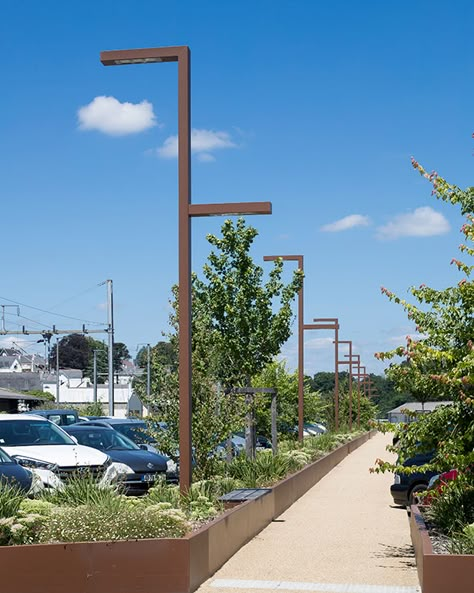 Urban Lighting Design, Street Light Design, Arch Light, Parking Lot Lighting, Landscape Lighting Design, Street Lighting, Urban Landscape Design, Exterior Signage, Urban Lighting