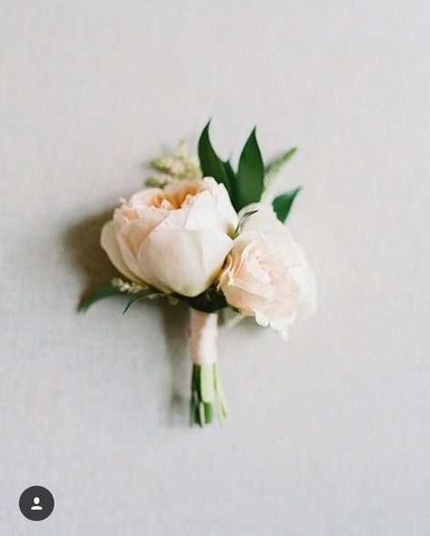 Blush Wedding Boutonniere, Wedding Coursage, Peach Boutonniere, Spray Roses Boutonniere, Peony Boutonniere, Blush Ranunculus, Boutineer Wedding, Simple Boutonniere, Ranunculus Boutonniere