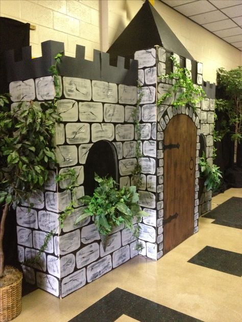 Castle for homecoming decor ...Bishop Verot Cardboard Bridge, Mighty Fortress Vbs, Castle Classroom, Draw Bridge, Kingdom Vbs, Cardboard Castle, Medieval Decor, Medieval Party, Castle Decor