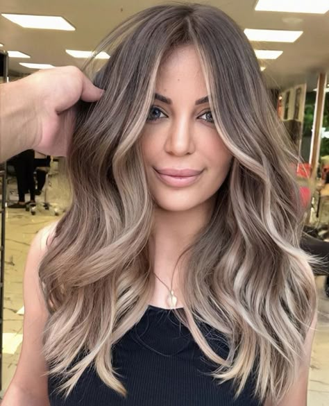 Sombre Brown Hair, Balayage Pale Skin, Soft Balayage Brunette, Sombre Hair Brunette, Balayage Ombre Brunette, Soft Blonde Highlights On Brown Hair, Highlights Ash Brown Hair, Highlights Ash Brown, Ash Brown Hair Color Ideas