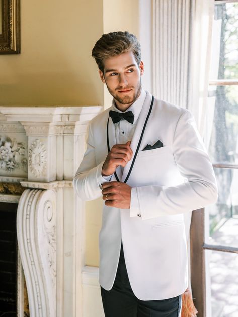 White Tux With Black Trim, Sally Mcqueen, Groom Style Wedding, White Tux, Der Gentleman, Black And White Tuxedo, Pulled Back Hairstyles, Tie Fashion, White Tuxedo