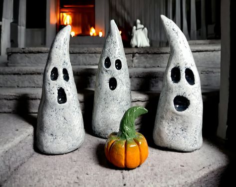 Air Dry Clay Halloween, Spooky Items, 3 Ghosts, Desk Buddies, Halloween Decor Ghost, Ghosts And Pumpkins, Ghost Family, Desk Buddy, Clay Sculptures