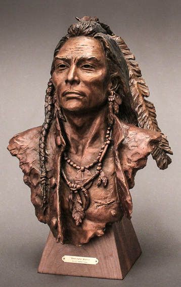 Arte Ganesha, American Indian Artwork, Afrique Art, Native American Artwork, Indian Sculpture, Carving Art, Sculptures For Sale, American Indian Art, Clay Art Projects