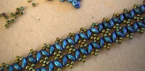 Miniduo Beads Tutorials, Super Duo Beads Patterns Free, Superduo Bracelet Pattern, Superduo Bracelet Tutorial, Bead Buddies, Superduo Bracelet, Chevron Friendship Bracelets, Super Duo Beads, Twin Beads