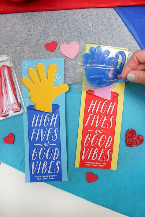 High Five Valentine, Sticky Hand Valentine, Valentine Printable, Kids Valentines, Classroom Valentines, School Valentines, Just Add Confetti - Etsy Non Candy Class Valentines, Class Valentines Gifts For Kids Non Food, Sticky Hand Valentine Printable Free, Sticky Hand Valentine, Valentine Exchange For Kids Classroom, Giveaway Ideas For Kids, Class Presents, Printable Kids Valentines, Kids Birthday Party Crafts